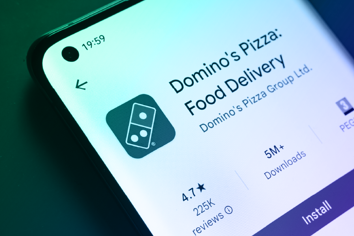 dominoes