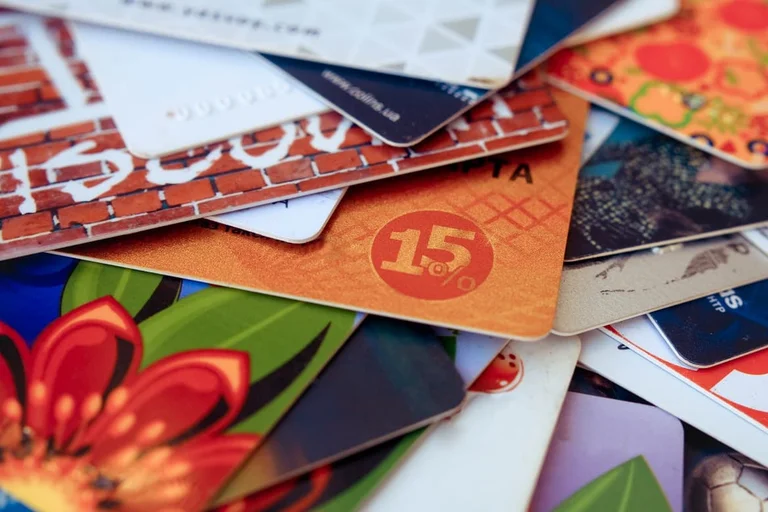 How Many Types of Prepaid Cards Are There?