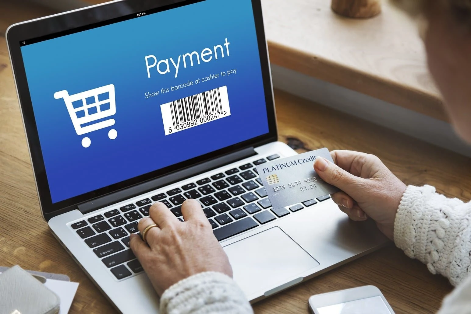 What Are the Benefits of Using a Credit Card?