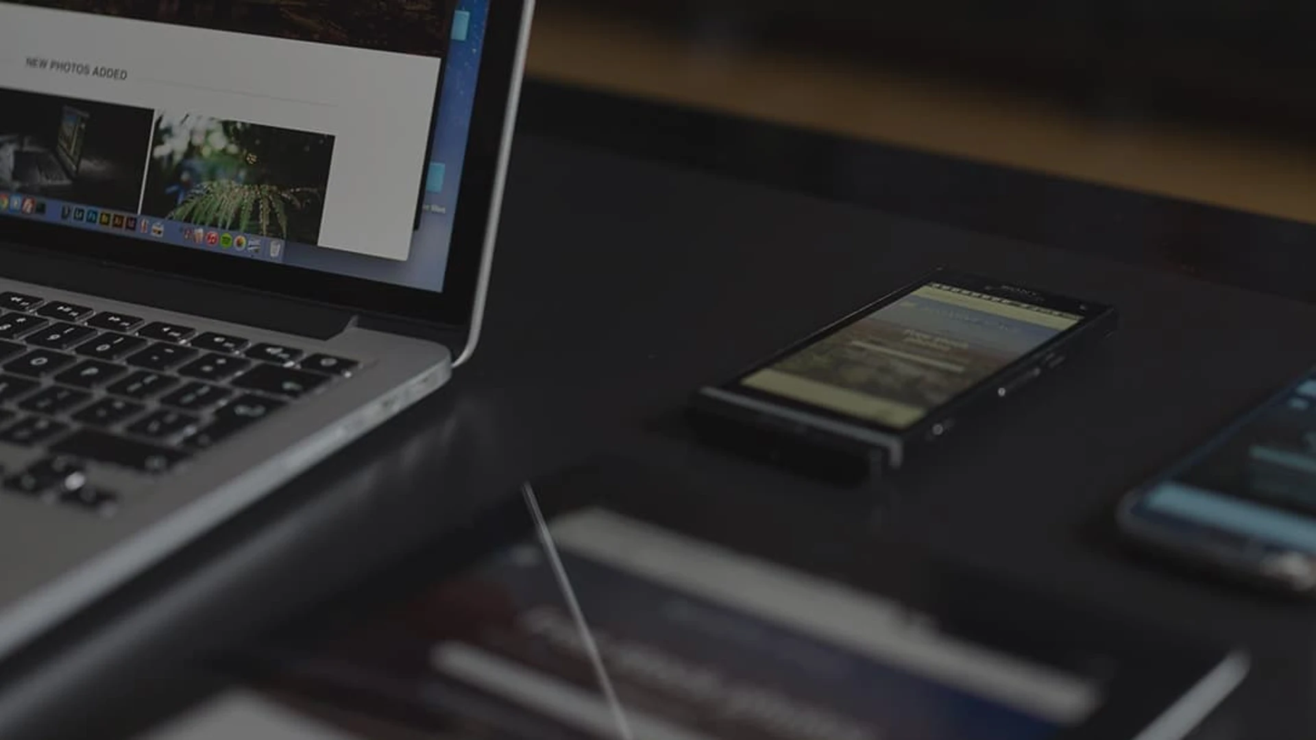 RENOMii: Web-Based Renovation Service for Tracking Contract Changes